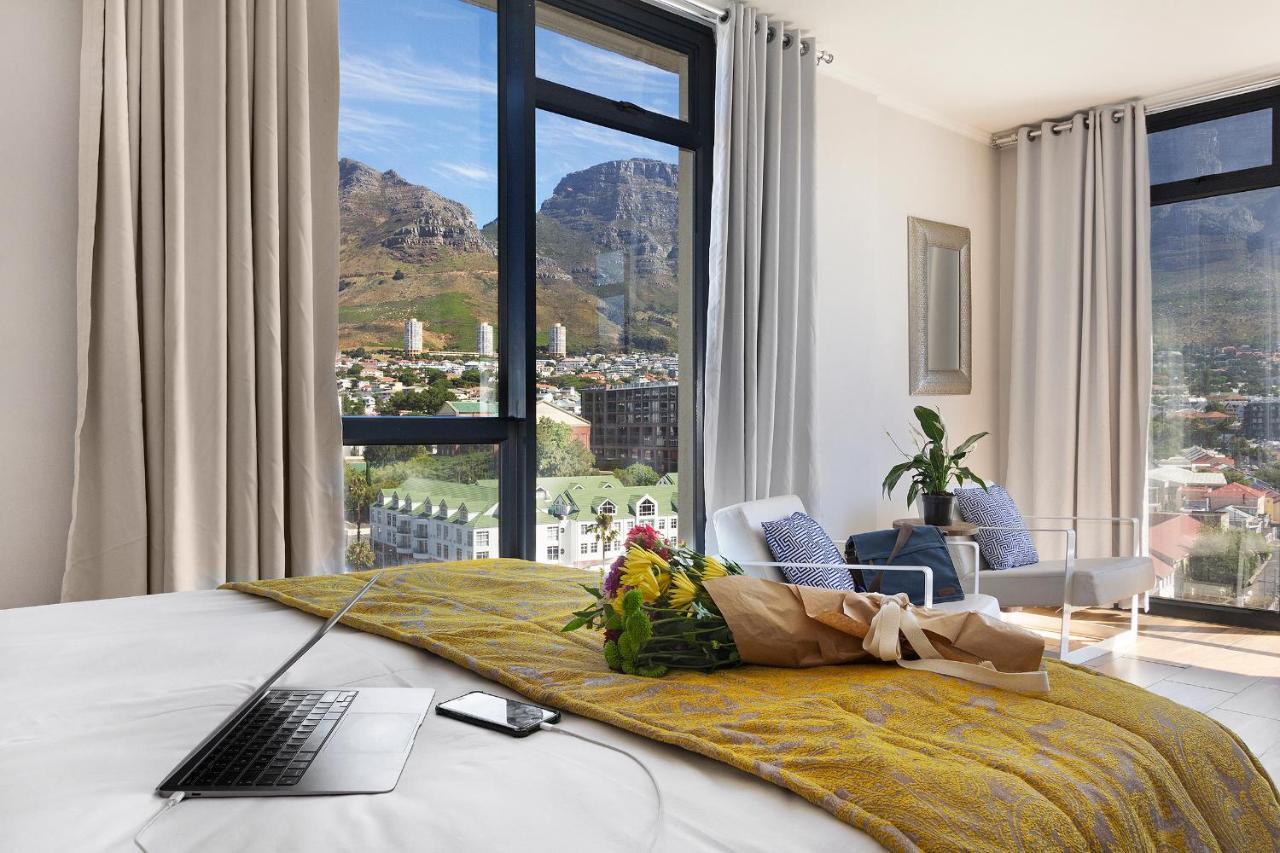 Ferienwohnung Urban Oasis At The Four Seasons Kapstadt Exterior foto